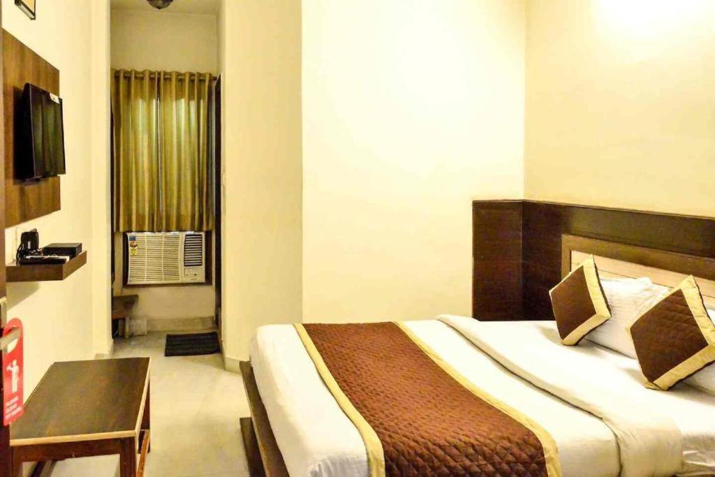 Hotel Airport Land New Delhi Eksteriør billede