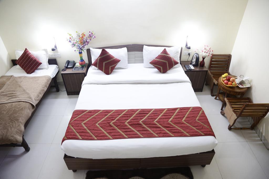 Hotel Airport Land New Delhi Eksteriør billede