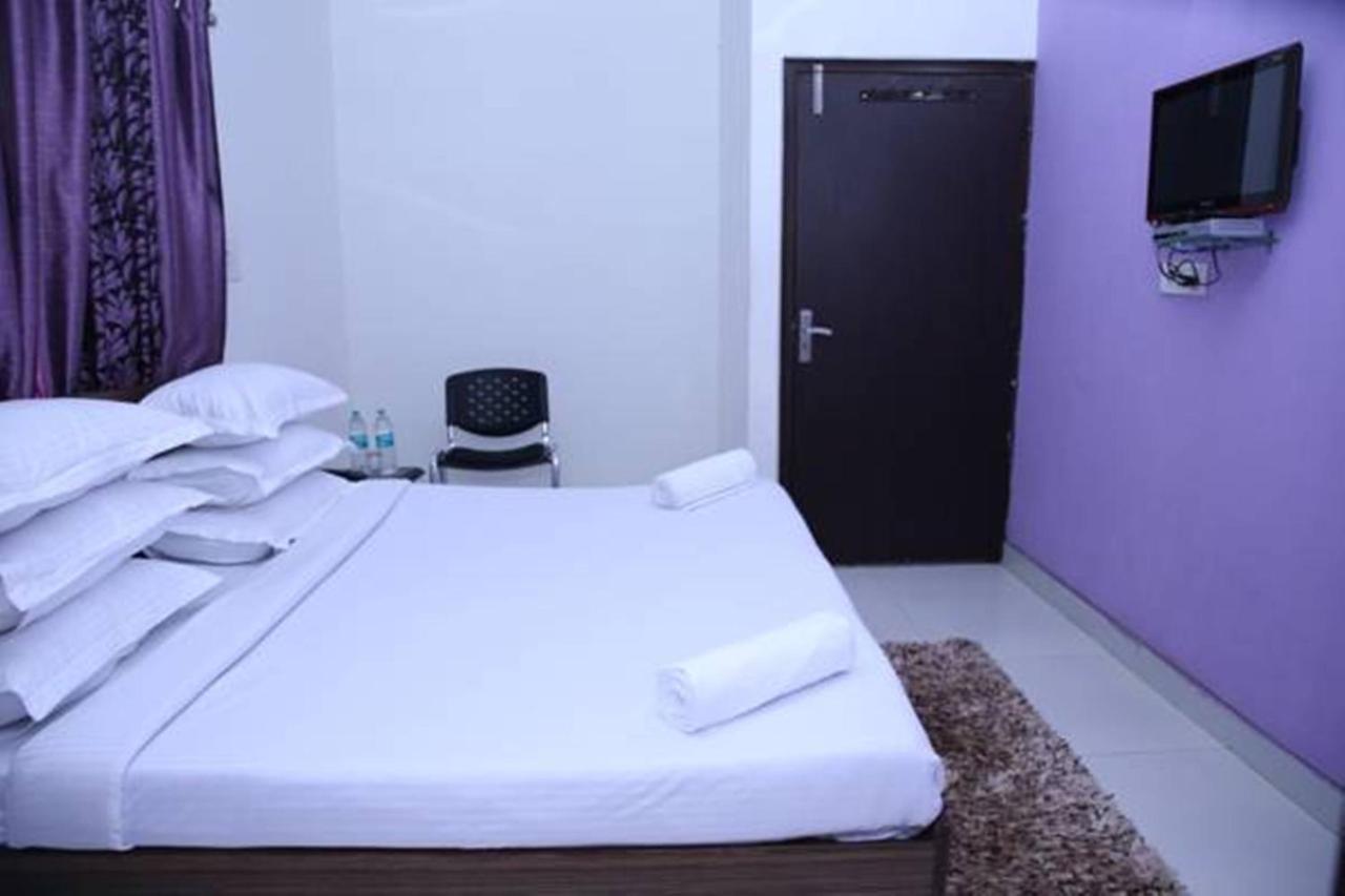 Hotel Airport Land New Delhi Eksteriør billede